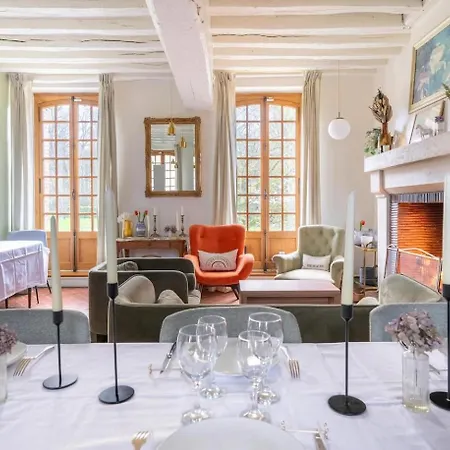 Au Vieux Chateau Gæstehus