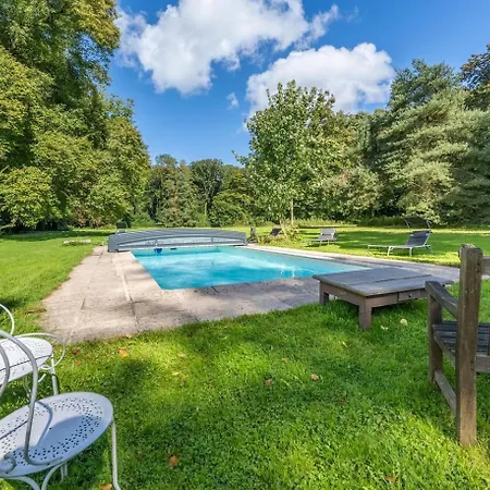 Au Vieux Chateau 4* Villotran