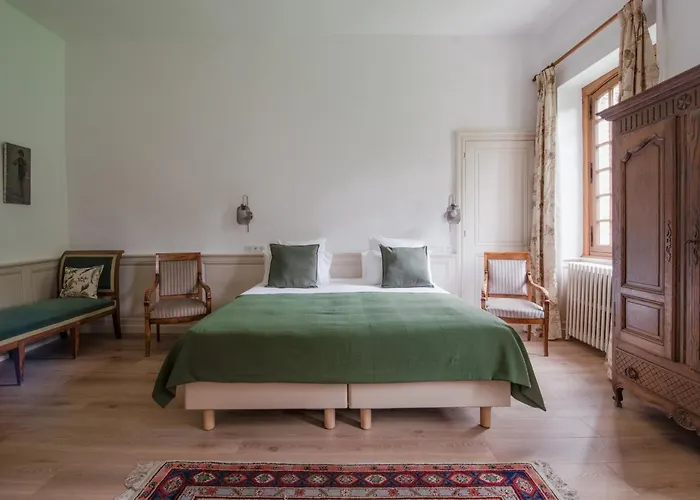 Au Vieux Chateau 4* Villotran