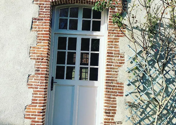 Au Vieux Chateau Guest house Villotran