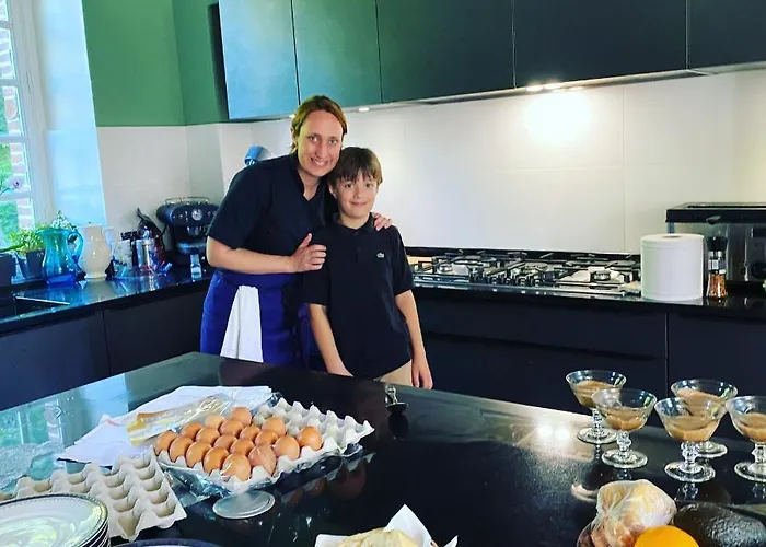 Guest house Au Vieux Chateau 4*