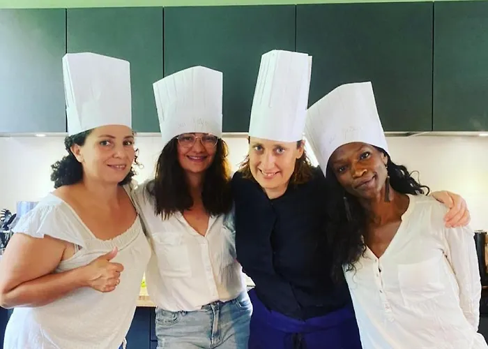 Guest house Au Vieux Chateau 4*