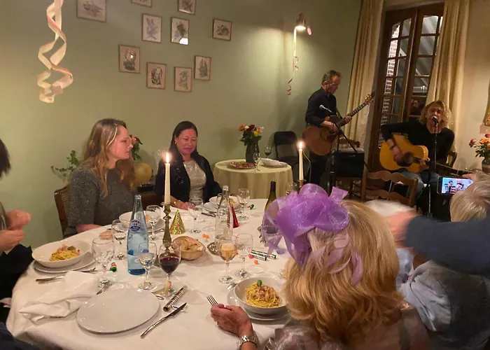 Guest house Au Vieux Chateau 4*